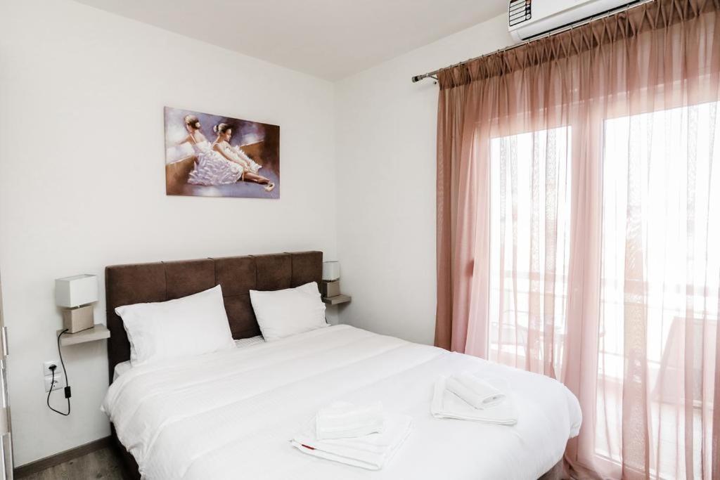 Knl Luxury Apartment By Homebrain アレクサンドルポリス エクステリア 写真