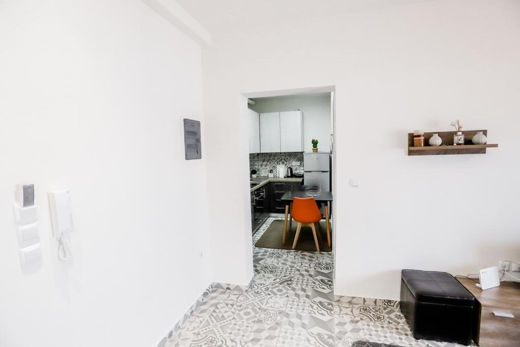 Knl Luxury Apartment By Homebrain アレクサンドルポリス エクステリア 写真
